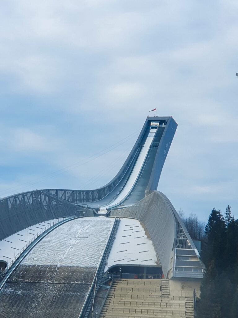 Oslo Holmenkollen ski jump - traveloffscript