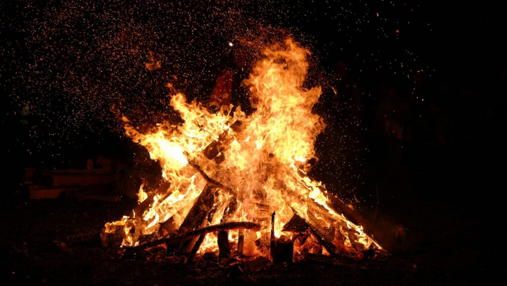 madeiros bonfire portugal