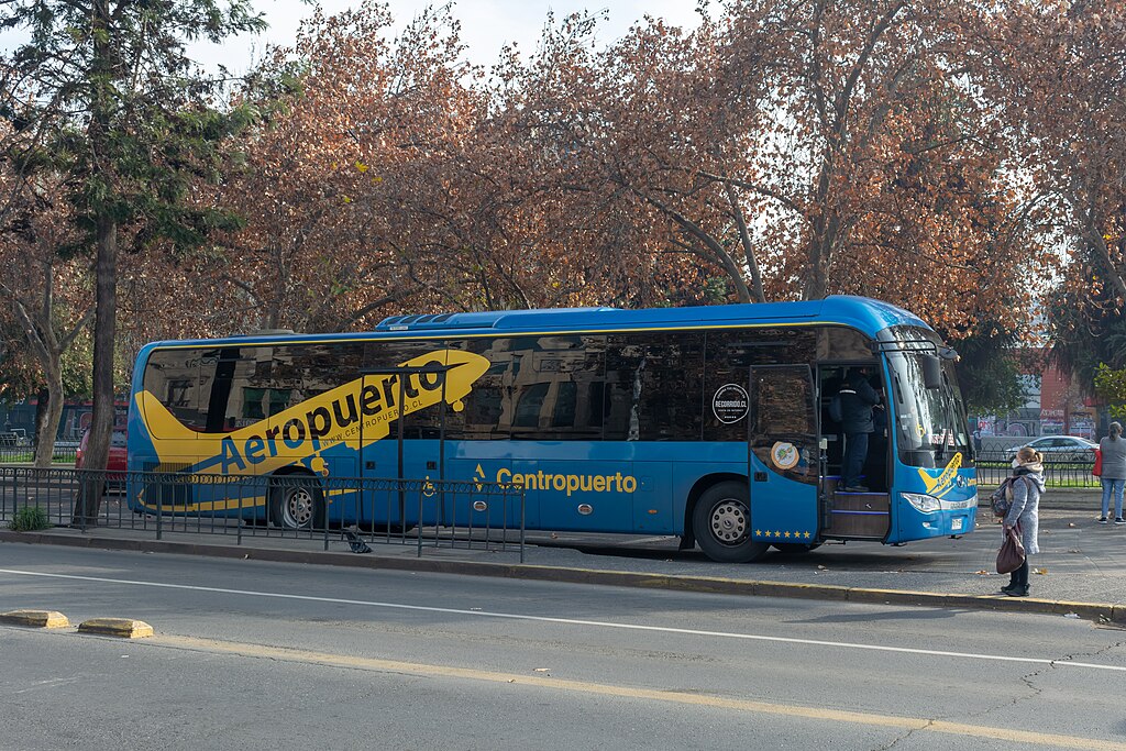 Centro Puerto Bus santiago airport to city center