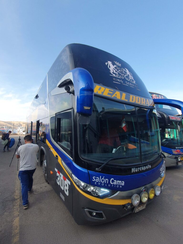 Real dorado bus