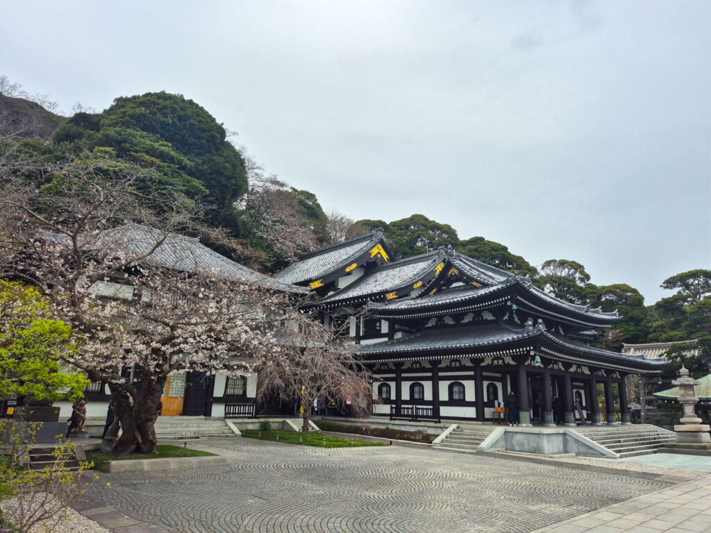 Kamakura hasedera temple - traveloffscript-2