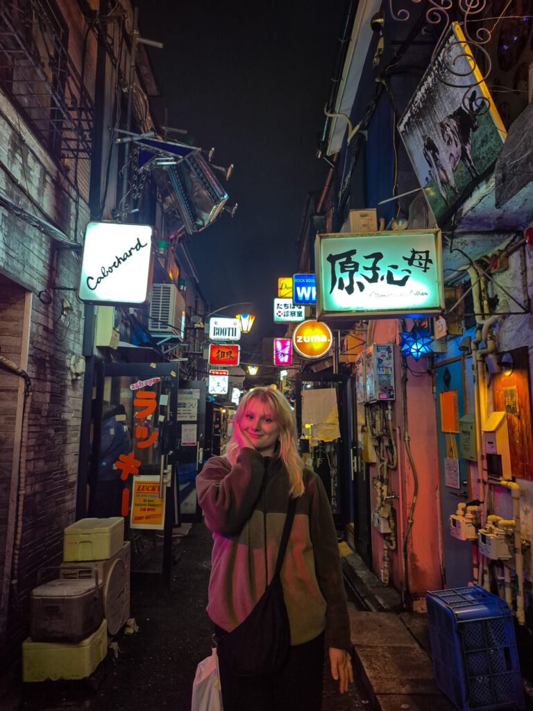 bell in golden gai tokyo