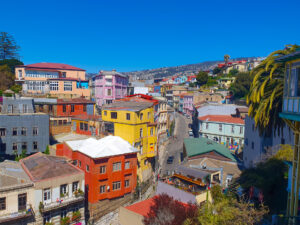 valparaiso colourful streets