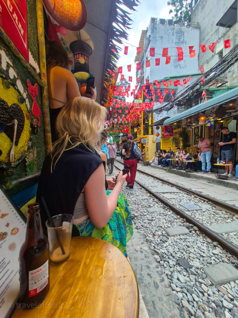 hanoi train street seat